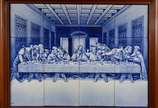 Aleluia,  - Santa ceia composto por 12 azulejos portugueses "Aleluia - Aveiro" em azul e branco, moldura de madeira.