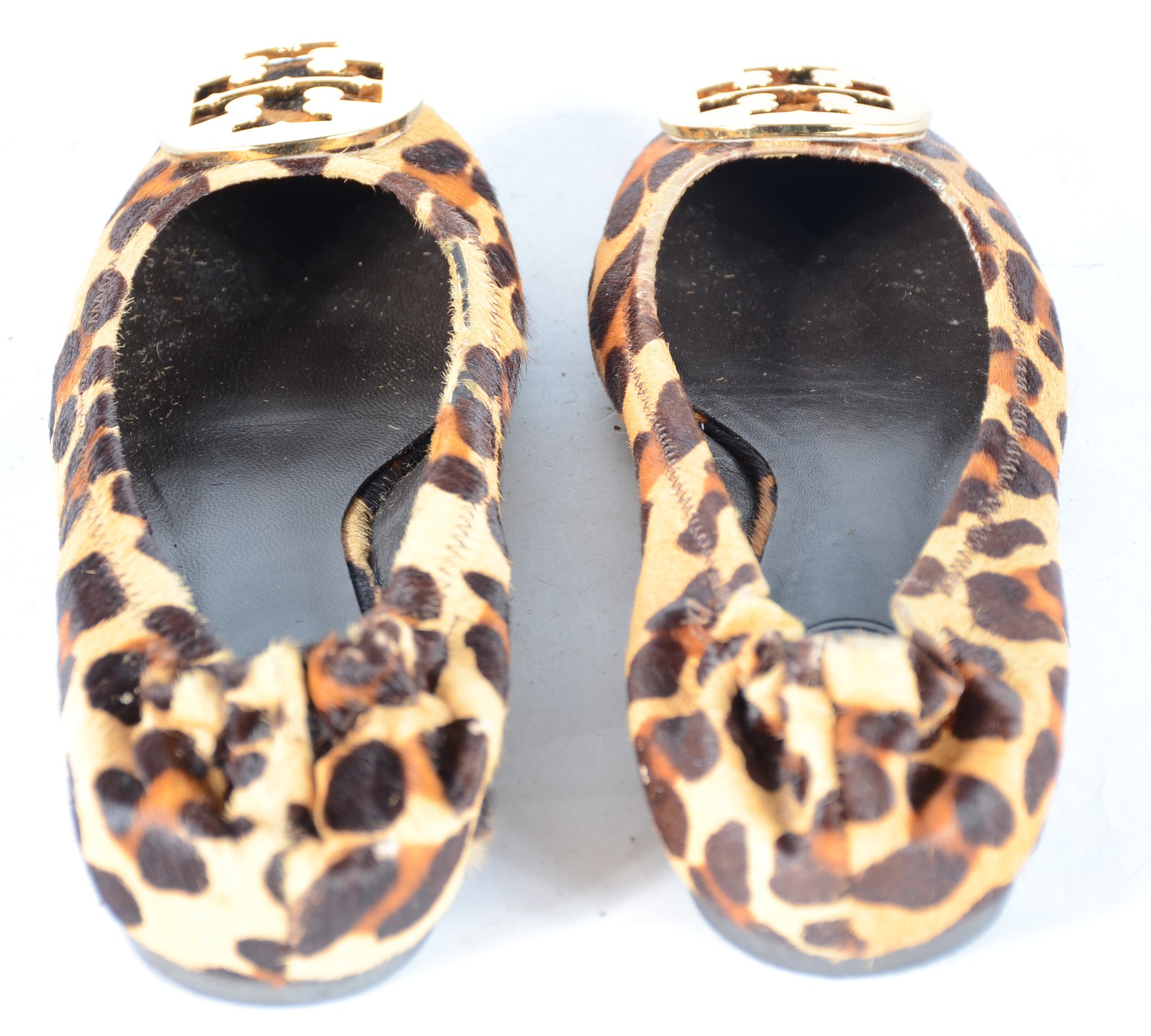 Sapatilhas estampa animal print. Numeração 34 BR. - foto 4 de 6