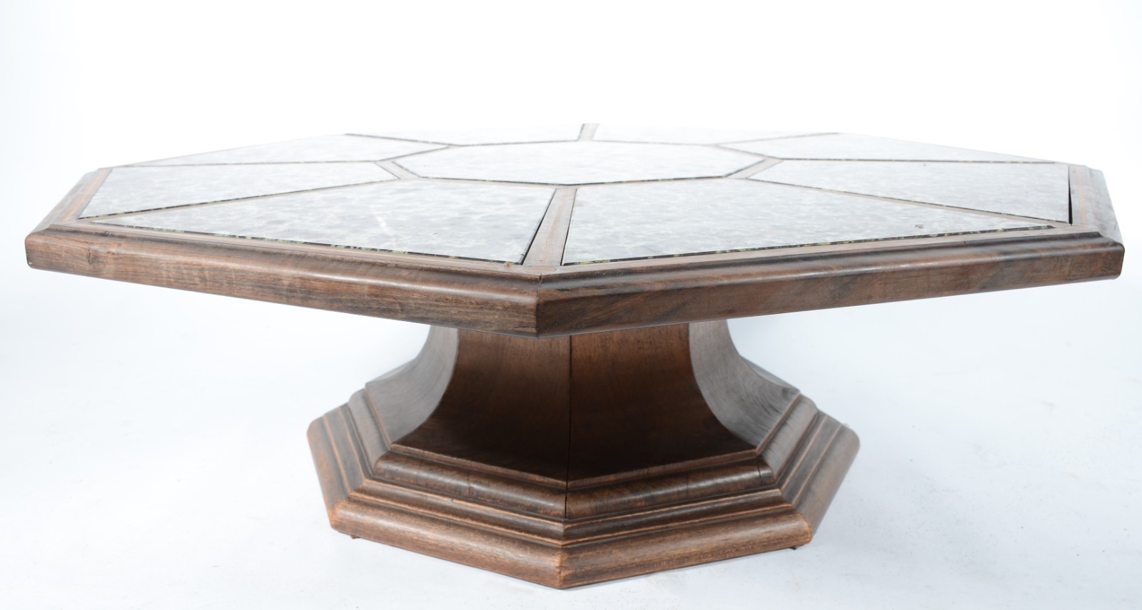 Mesa de centro de madeira nobre feitio octogonal com placas de... - foto 2 de 6