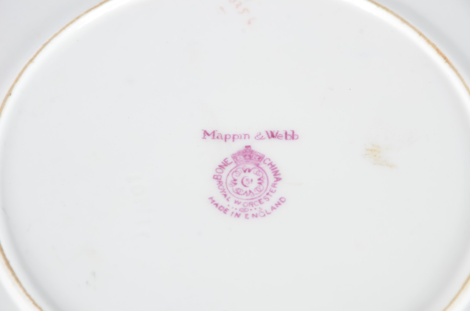Quatro peças diversas de porcelana francesa. - foto 5 de 8