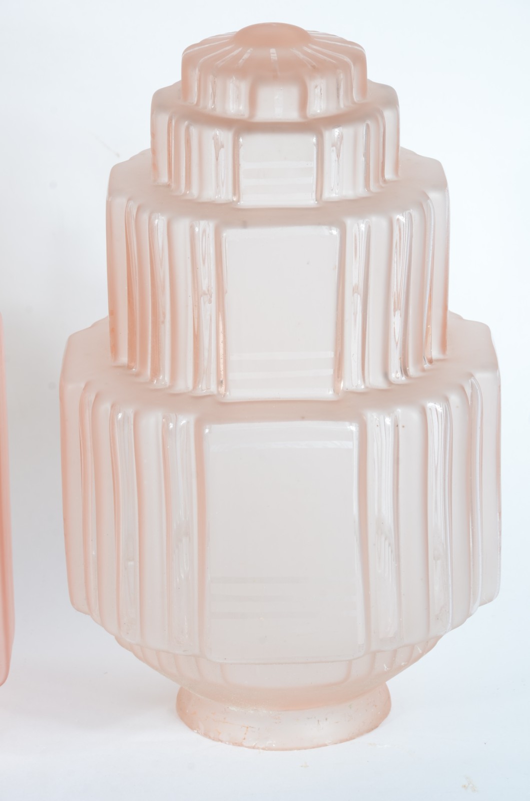 Três cúpulas de vidro, Art Deco. - foto 4 de 11