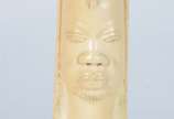Marfim africano representando busto masculino. - Marfim africano representando busto masculino.