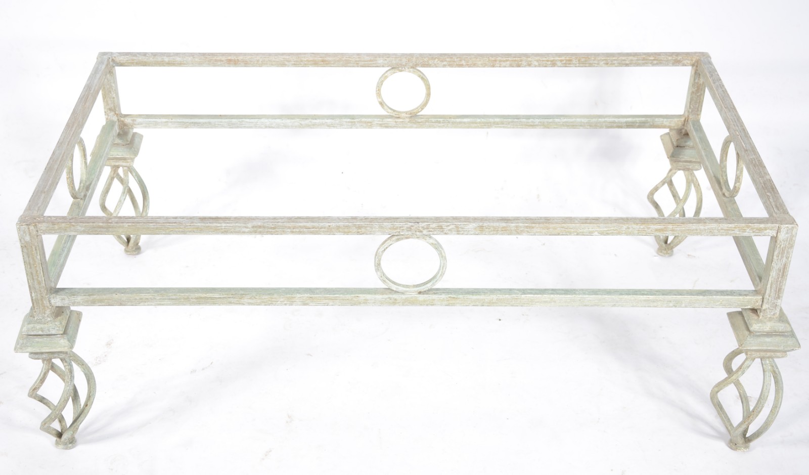 Mesa de centro com base de metal patinado e tampo de cristal bisotado. - foto 4 de 4