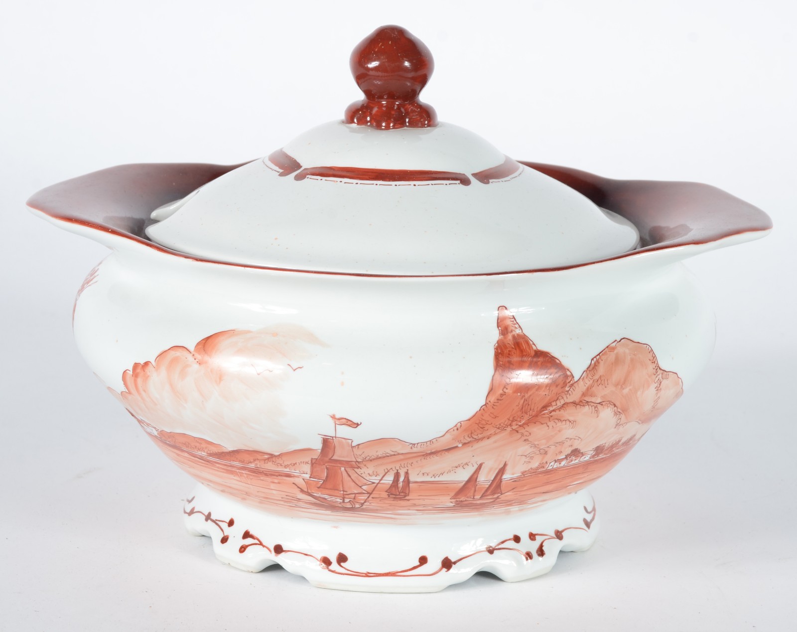 Aparelho de jantar de porcelana pintada á mão, composto de: 12 pratos... - foto 3 de 9