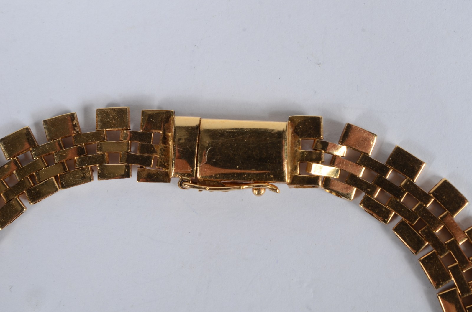 Gargantilha de ouro 18 k. (Por motivos de segurança a peça não se... - foto 3 de 5