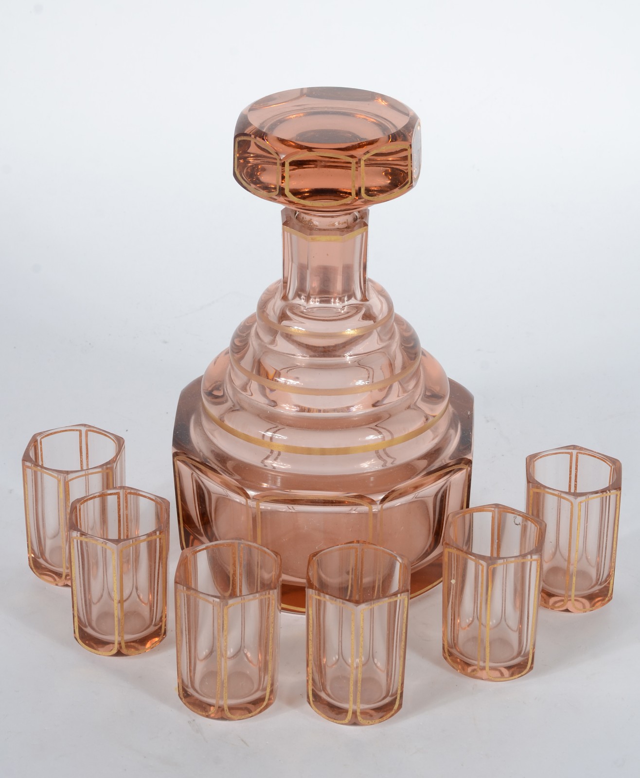 Conjunto de licoreira com 6 copinhos de cristal salmon facetado com... - foto 1 de 5