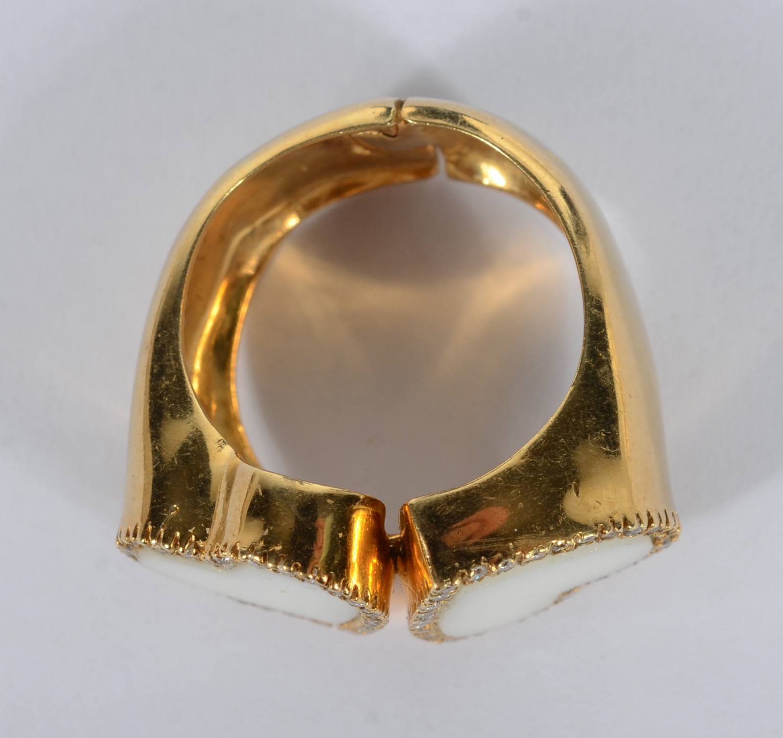 Anel de ouro 18 k., com corações abre e fecha. Aro 18. (Por motivos... - foto 4 de 6