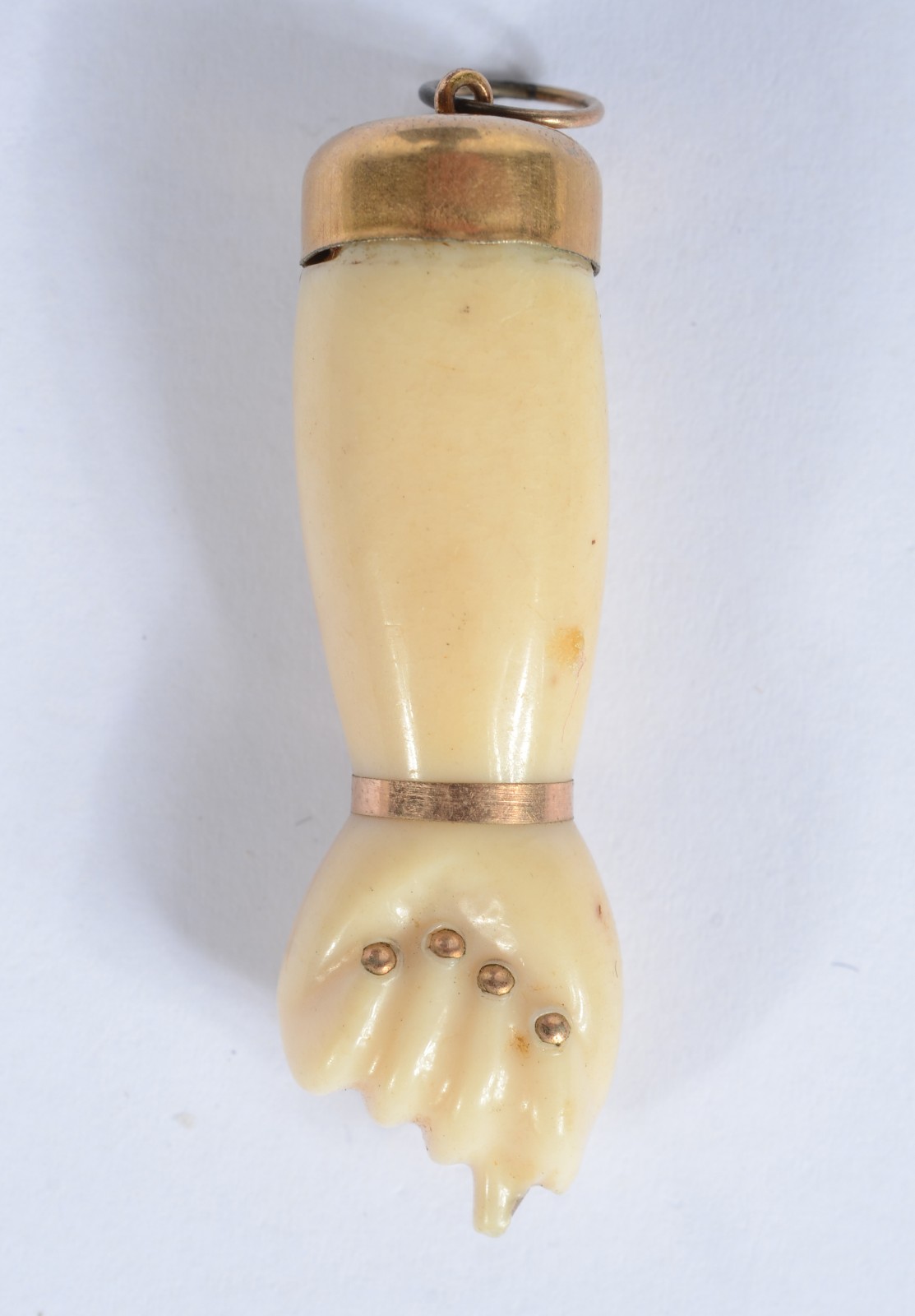 Joia de Crioula - Figa de marfim com detalhes em ouro 18 k. (Por... - foto 2 de 3