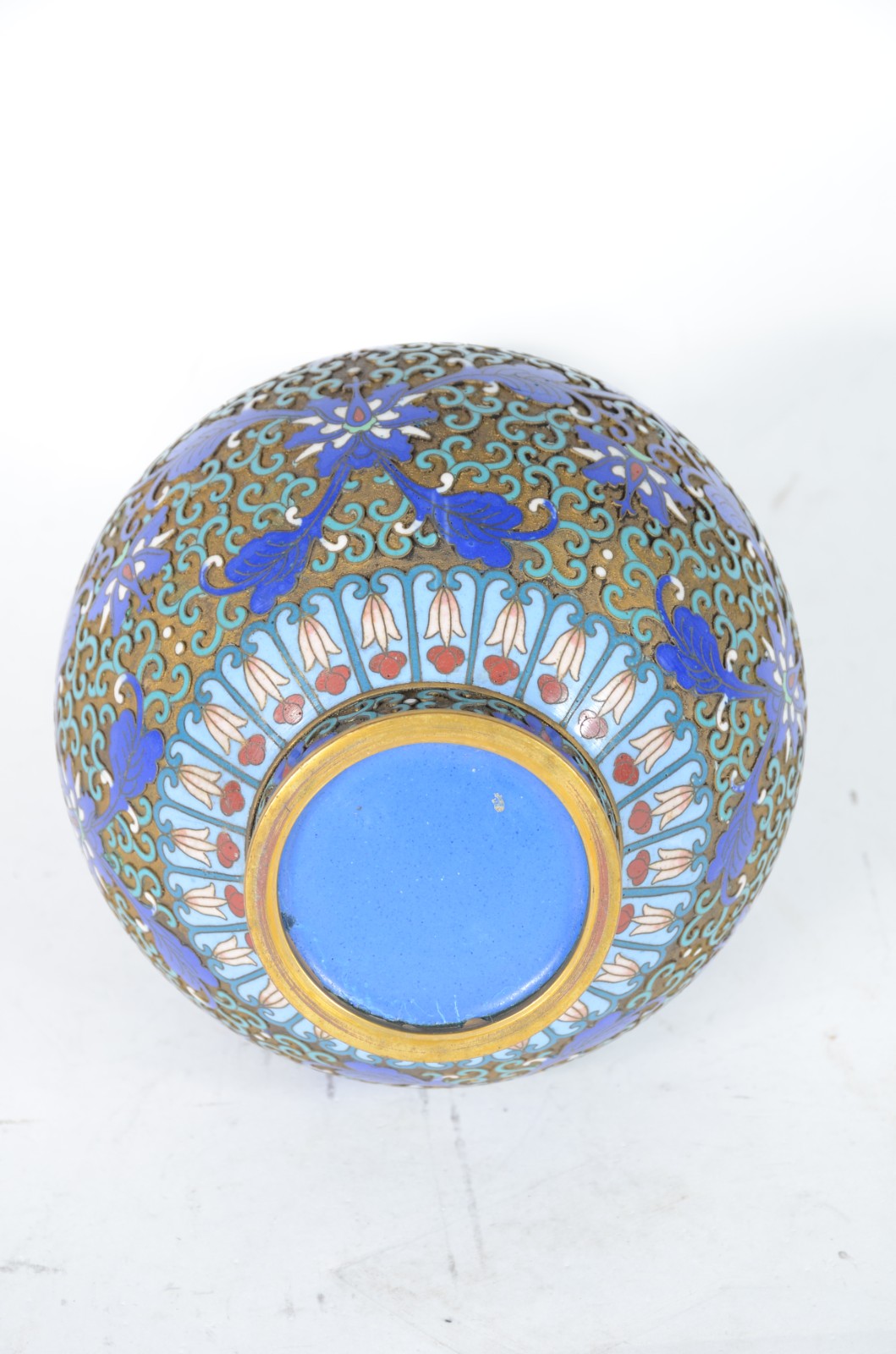 Vaso de cloisoné com fundo azul. - foto 3 de 4