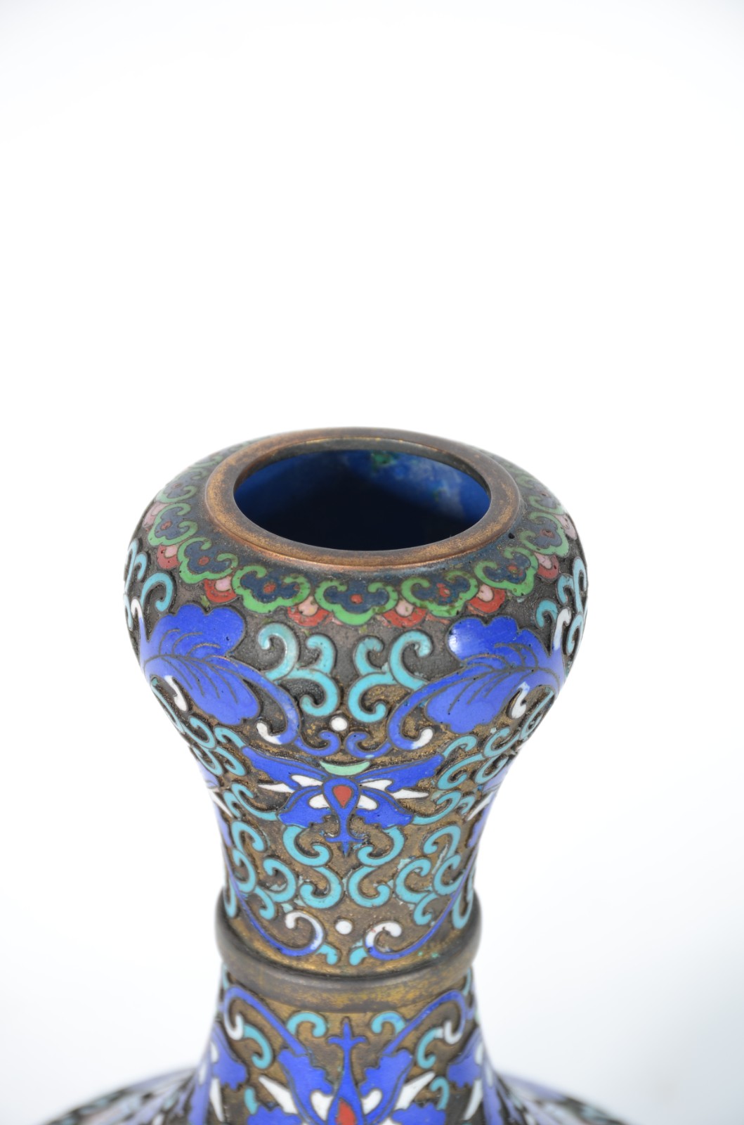 Vaso de cloisoné com fundo azul. - foto 4 de 4