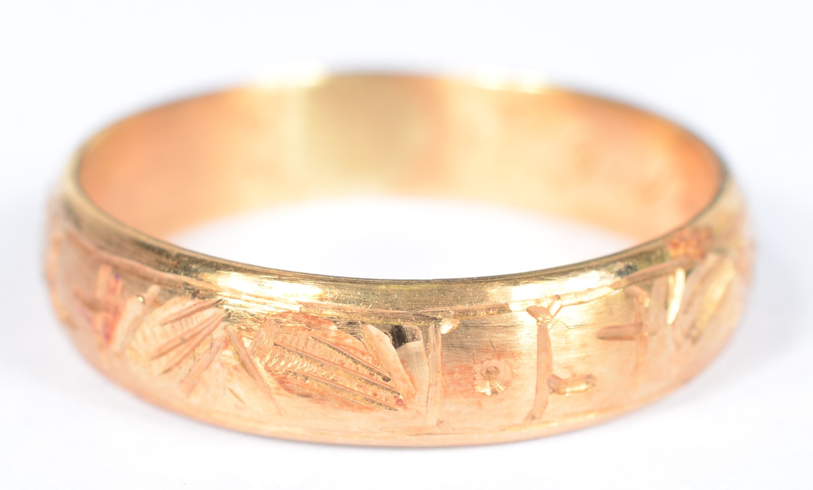 Aliança de ouro 18 k. Aro 18. (Por motivos de segurança a peça não se... - foto 2 de 5