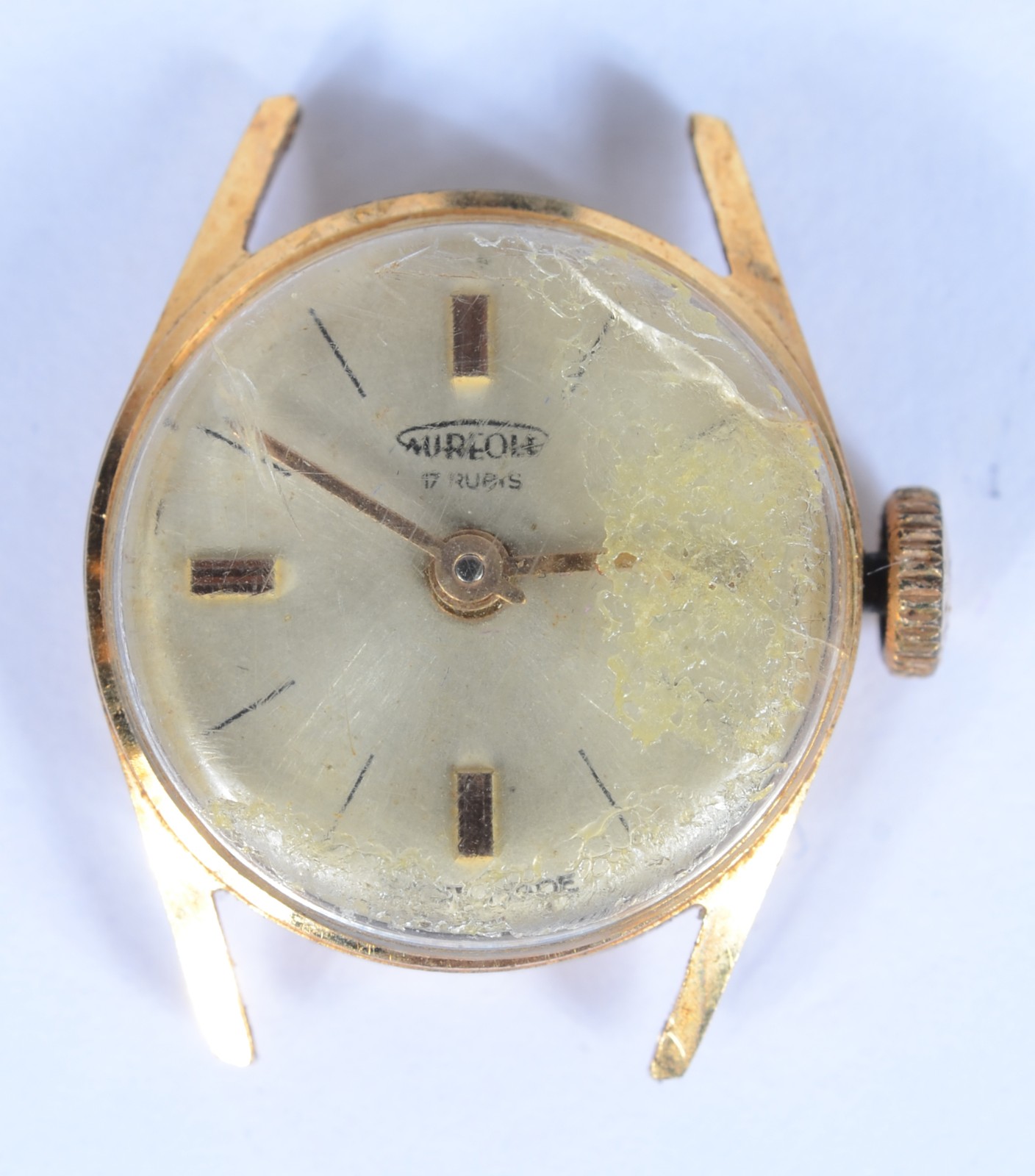 Relógio com caixa de ouro 18 k., 17 rubis. Mostrador solto. (Por... - foto 1 de 6