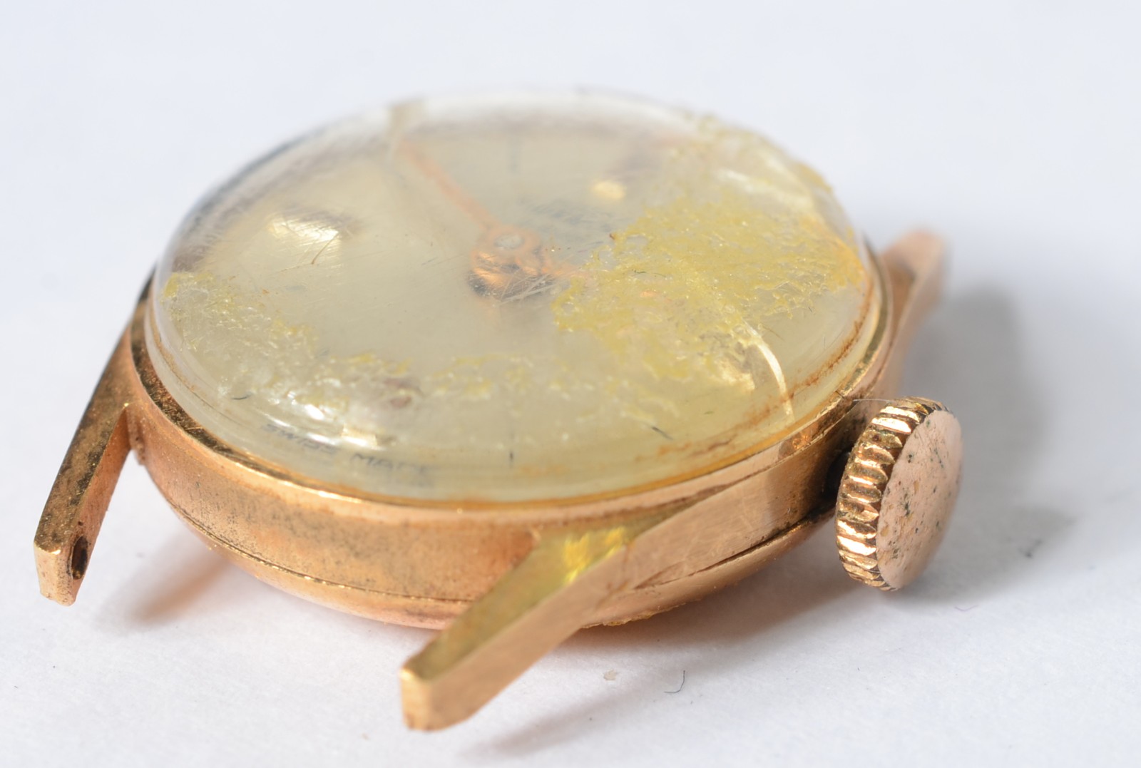 Relógio com caixa de ouro 18 k., 17 rubis. Mostrador solto. (Por... - foto 3 de 6