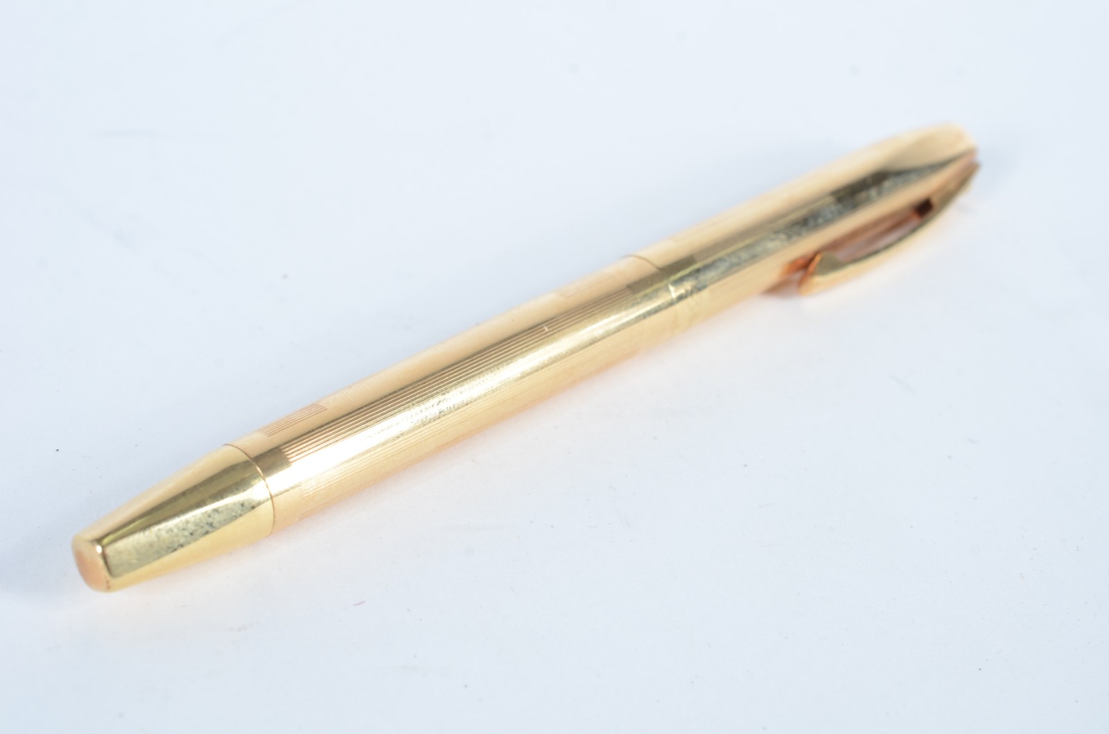 Caneta tinteiro Sheaffer banhada a ouro 18 k. - foto 1 de 7
