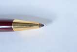 Montblanc (1906),  - Caneta esferográfica, Meisterstuck na cor vinho com detalhes dourados. No estojo.