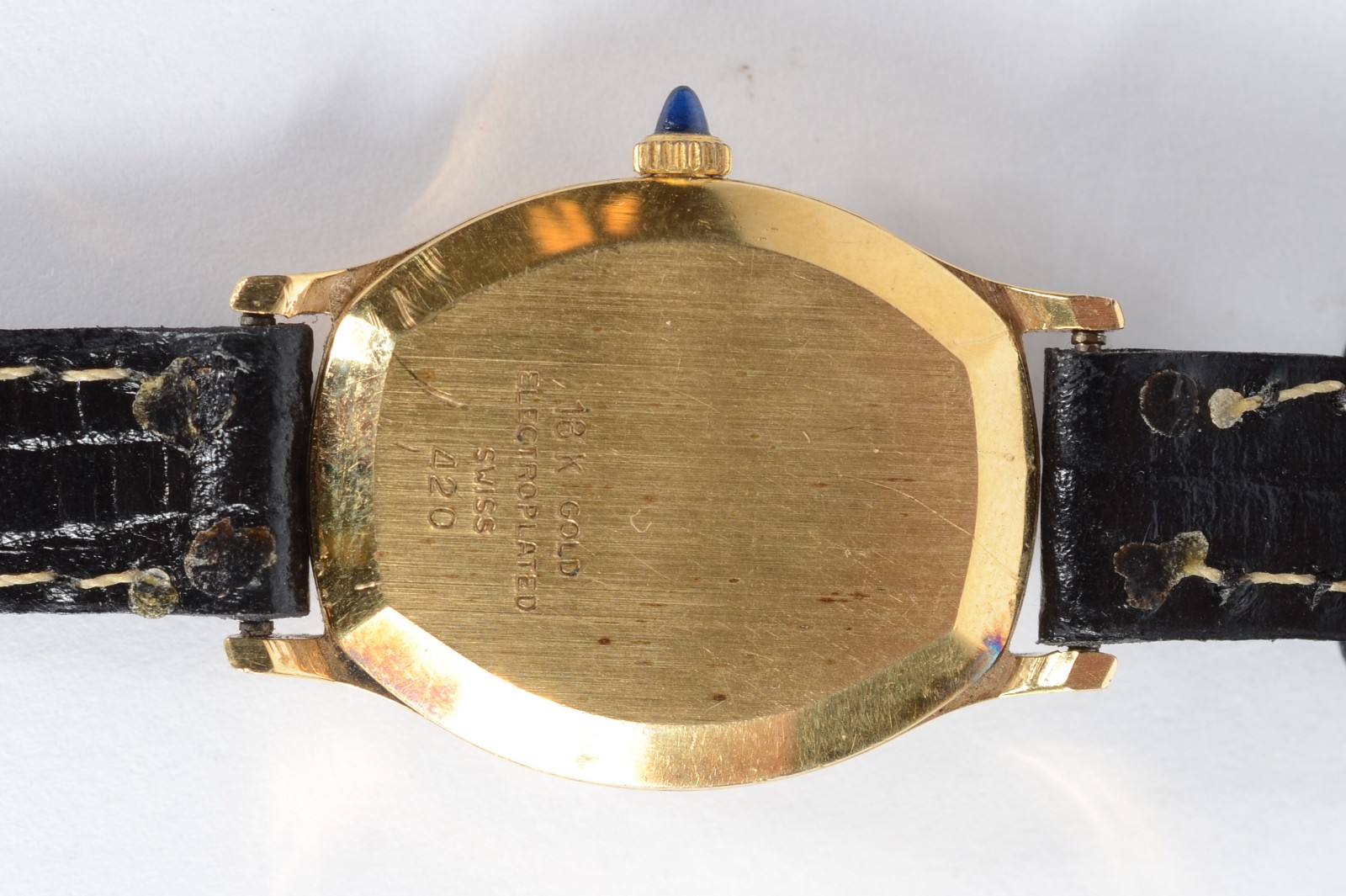 Relógio feminino de pulso, pulseira de couro. (vidro com pequeno... - foto 5 de 7