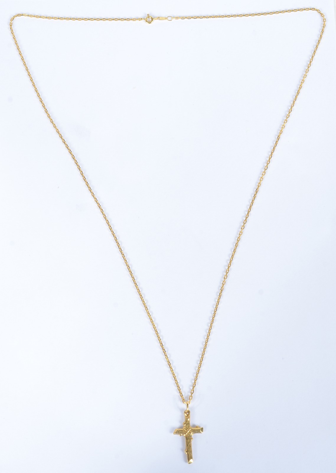 Colar com pendente na forma de cruz de ouro 18 k., contraste 750 mls... - foto 2 de 5