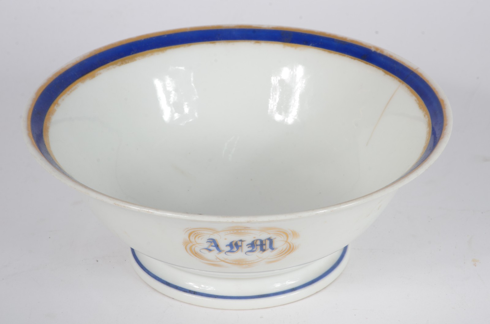 Antônio Ferrão Moniz de Aragão - Bowl de porcelana branca com... - foto 2 de 4