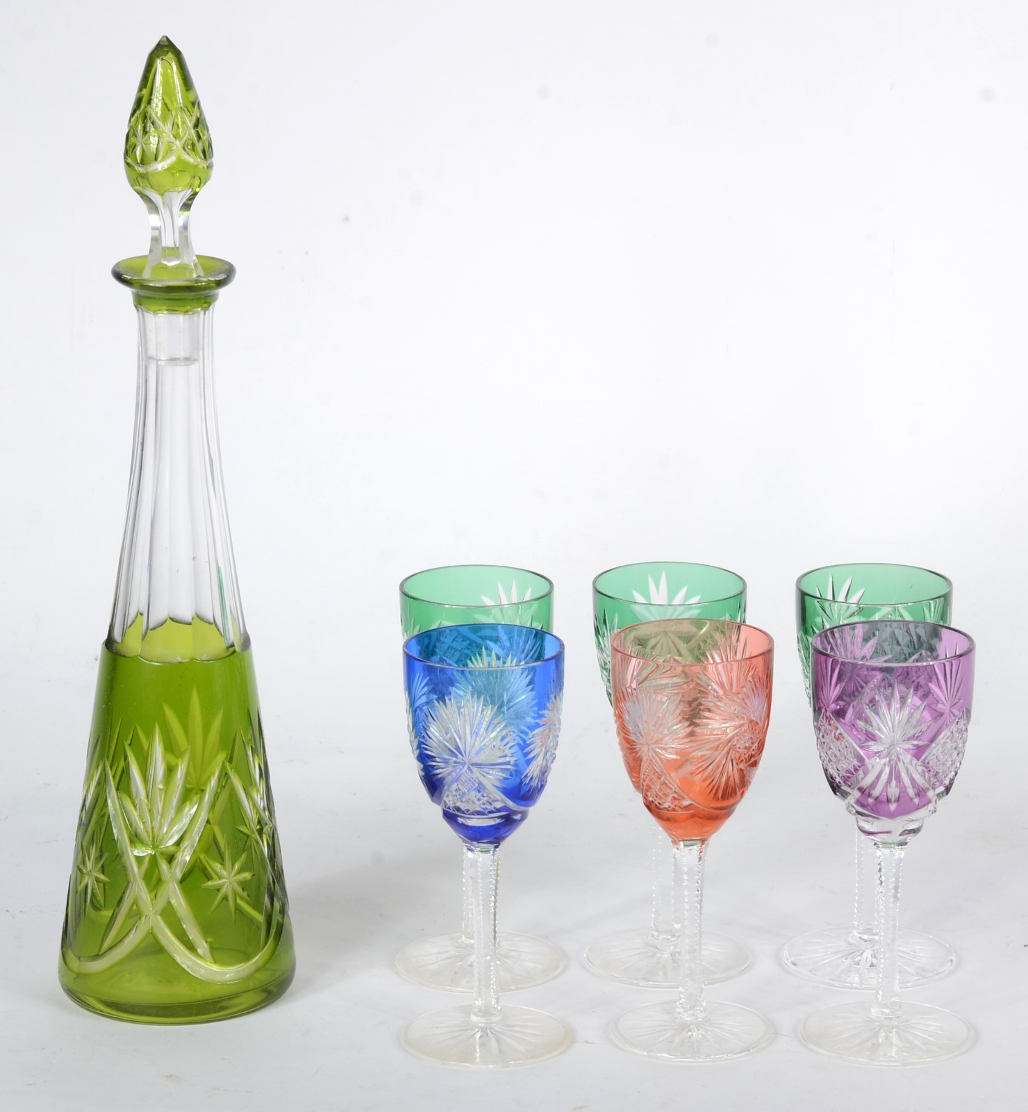 Conjunto com licoreira e 6 taças de cristal lapidado doublé em... - foto 1 de 8