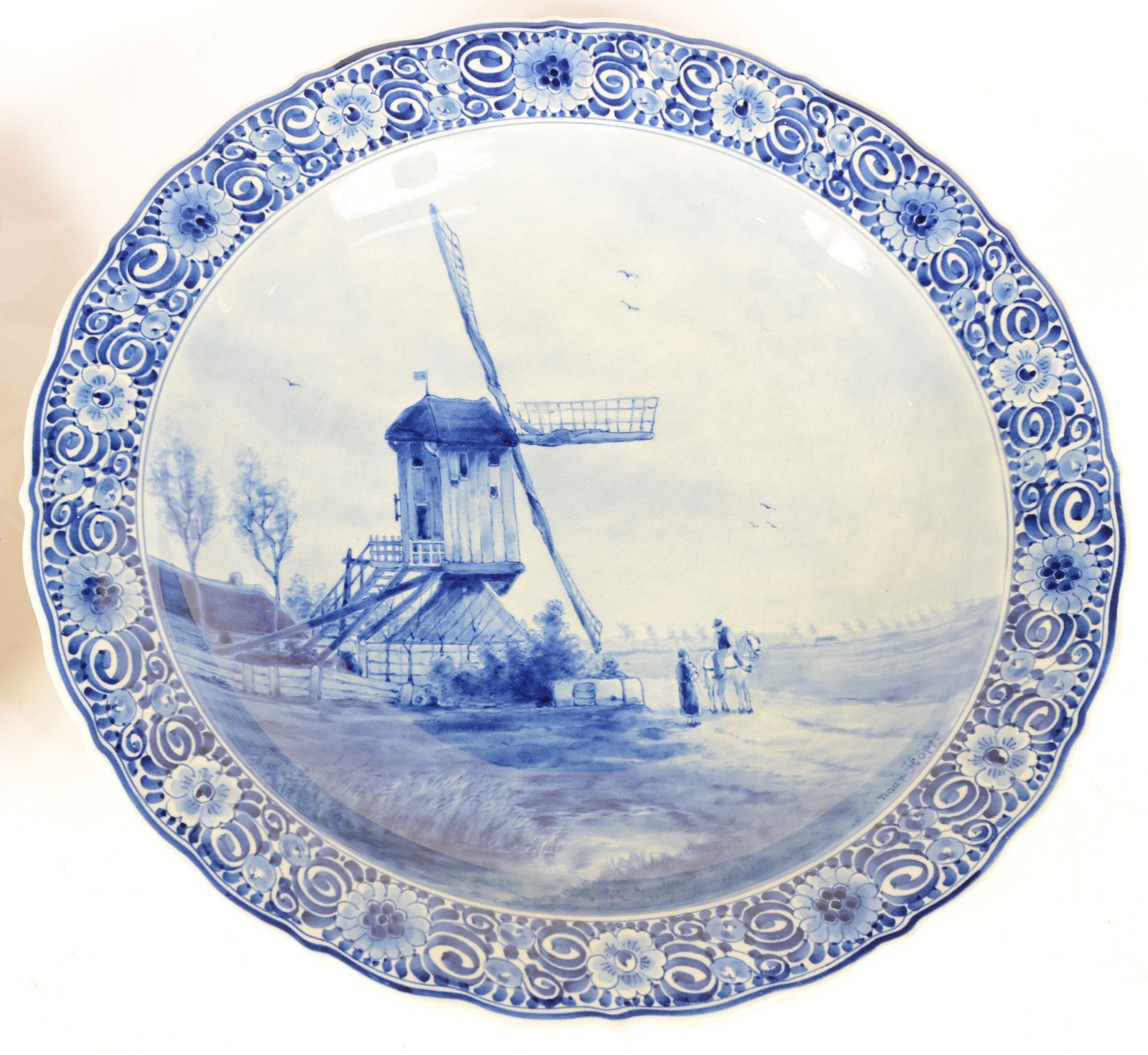 Par de medalhões de faiança holandesa de Delft, decoradas em tons de... - foto 3 de 8