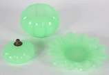 Compoteira de opalina verde gomada com presento... - Compoteira de opalina verde gomada com presentoir (minimo bicado).