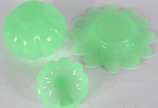Compoteira de opalina verde gomada com presento... - Compoteira de opalina verde gomada com presentoir (minimo bicado).