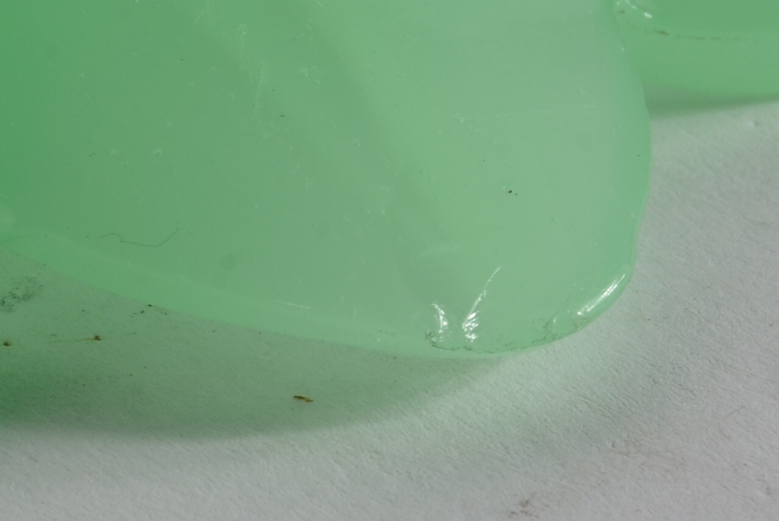 Compoteira de opalina verde gomada com presentoir (minimo bicado). - foto 6 de 6