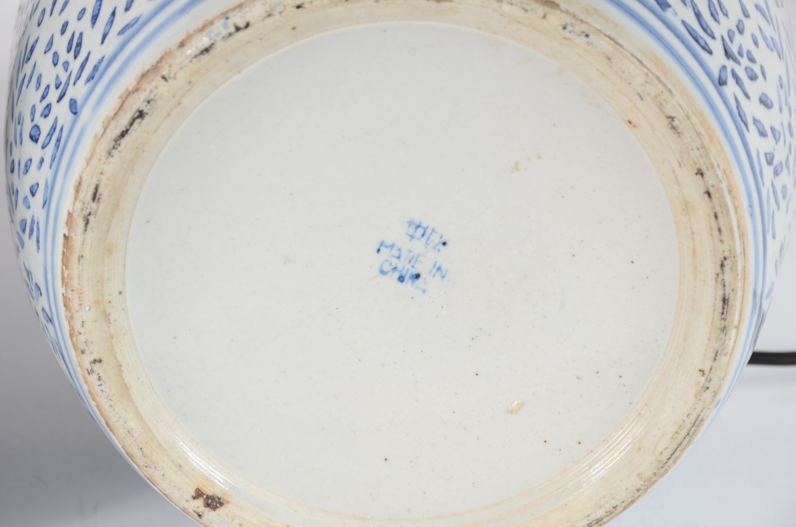 Par de abatjoures de porcelana chinesa azul e branca, bases de... - foto 5 de 5