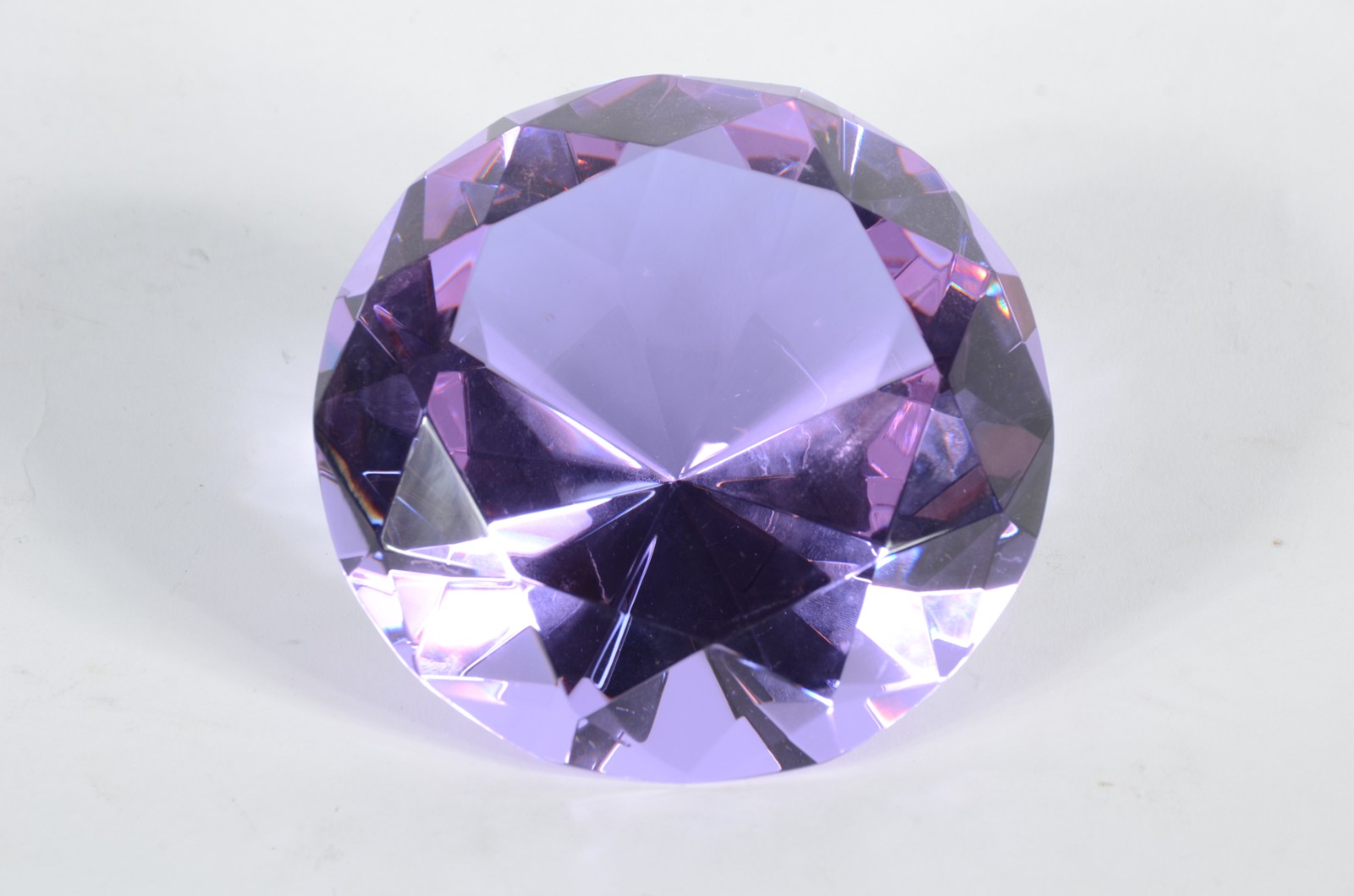 Enfeite de cristal na forma de "diamante lilás", no estojo. - foto 5 de 6
