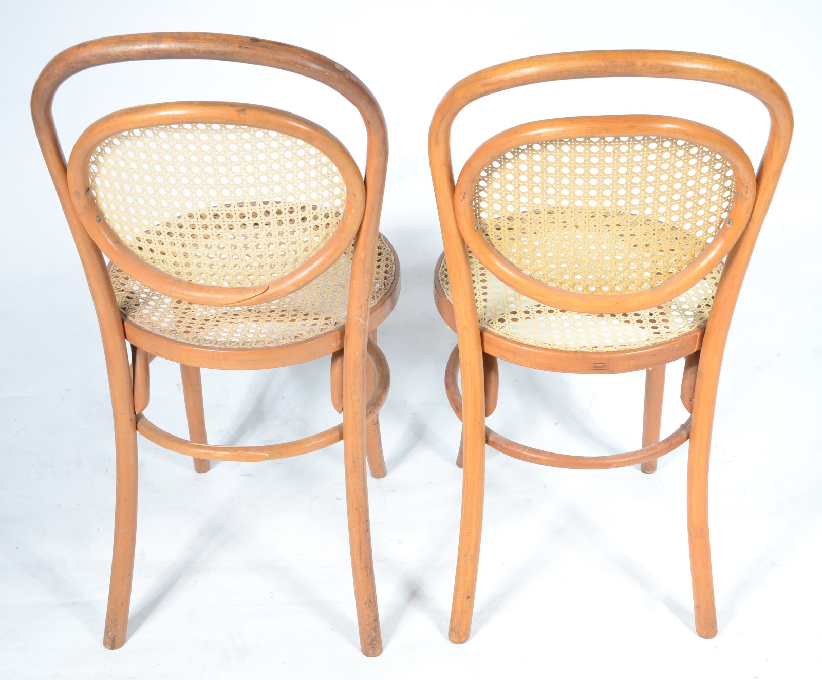 Par de cadeiras de madeira nobre, estilo austríaco Thonet, forração... - foto 3 de 8