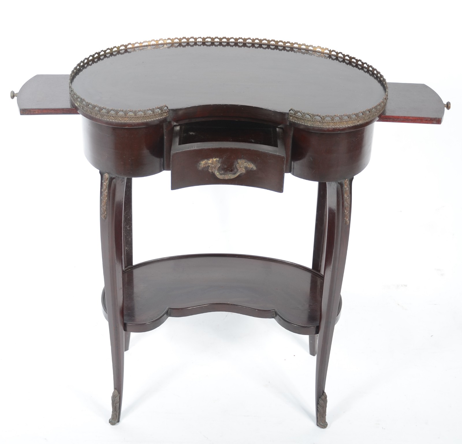 Mesa de madeira nobre feitio "rim", uma gaveta, platô inferior... - foto 4 de 7