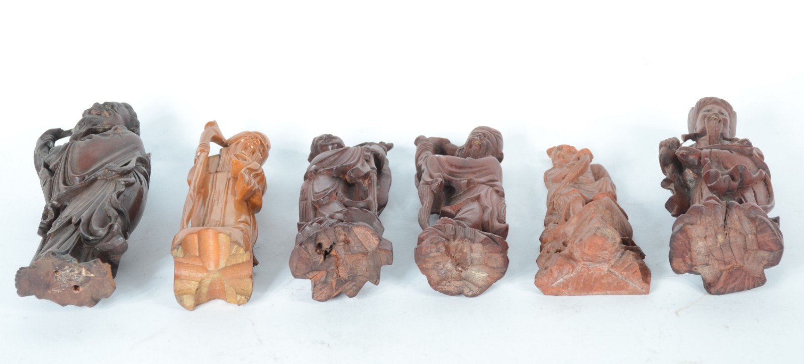 Conjunto com 6 figuras orientais diversas, sendo 5 em madeira... - foto 8 de 8