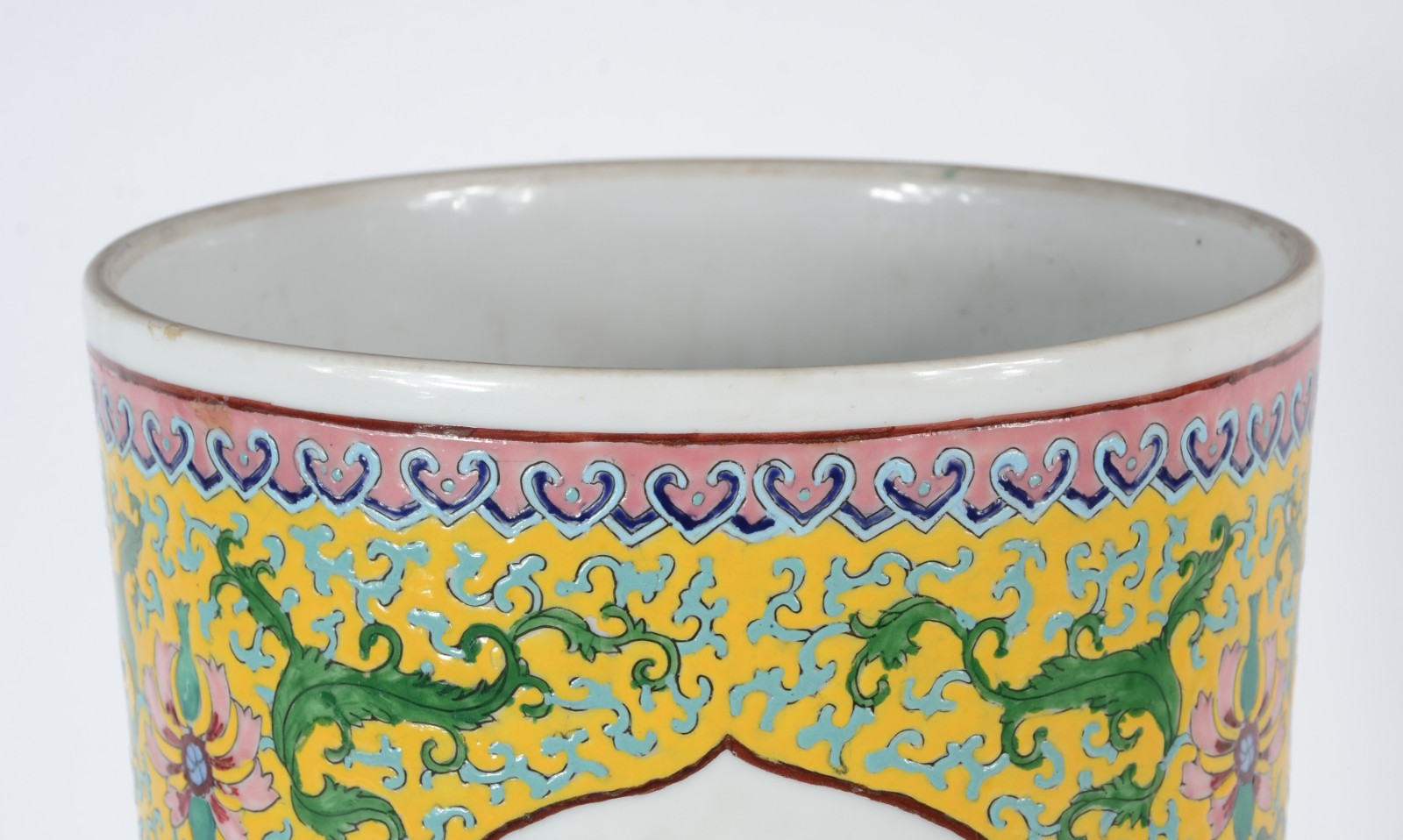 Bengaleiro de porcelana oriental decorada com gueixa e guirlandas em... - foto 4 de 5