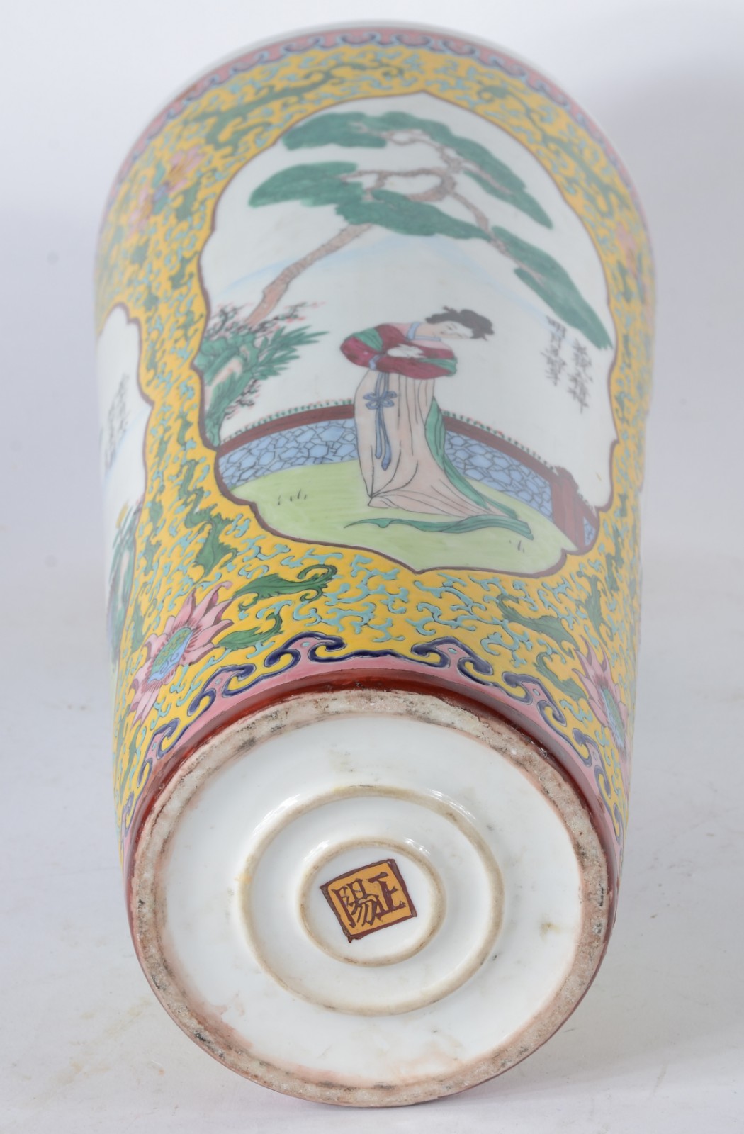 Bengaleiro de porcelana oriental decorada com gueixa e guirlandas em... - foto 5 de 5