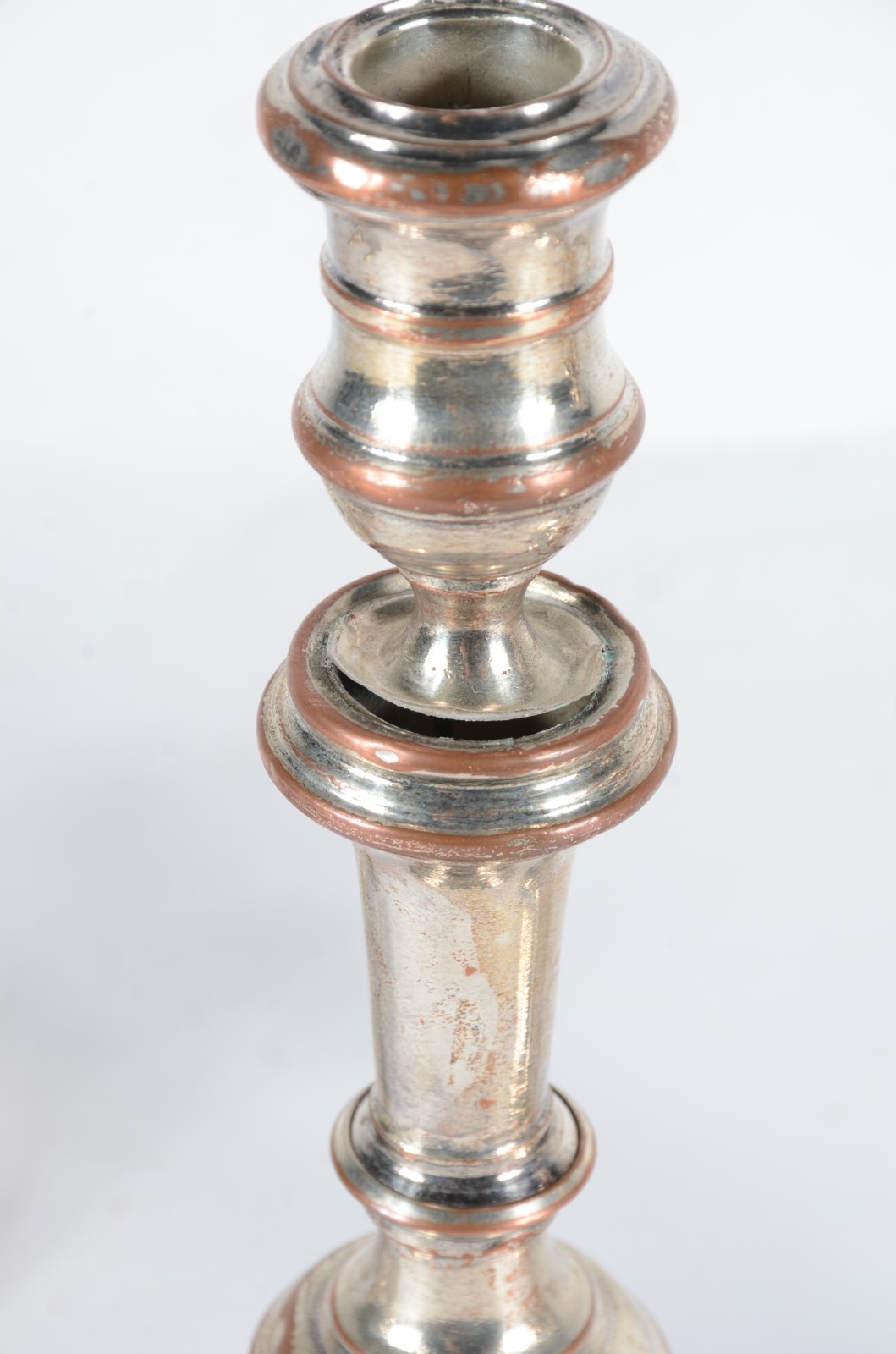 Par de candelabros para 3 velas cada, reversíveis em castiçais para... - foto 11 de 11