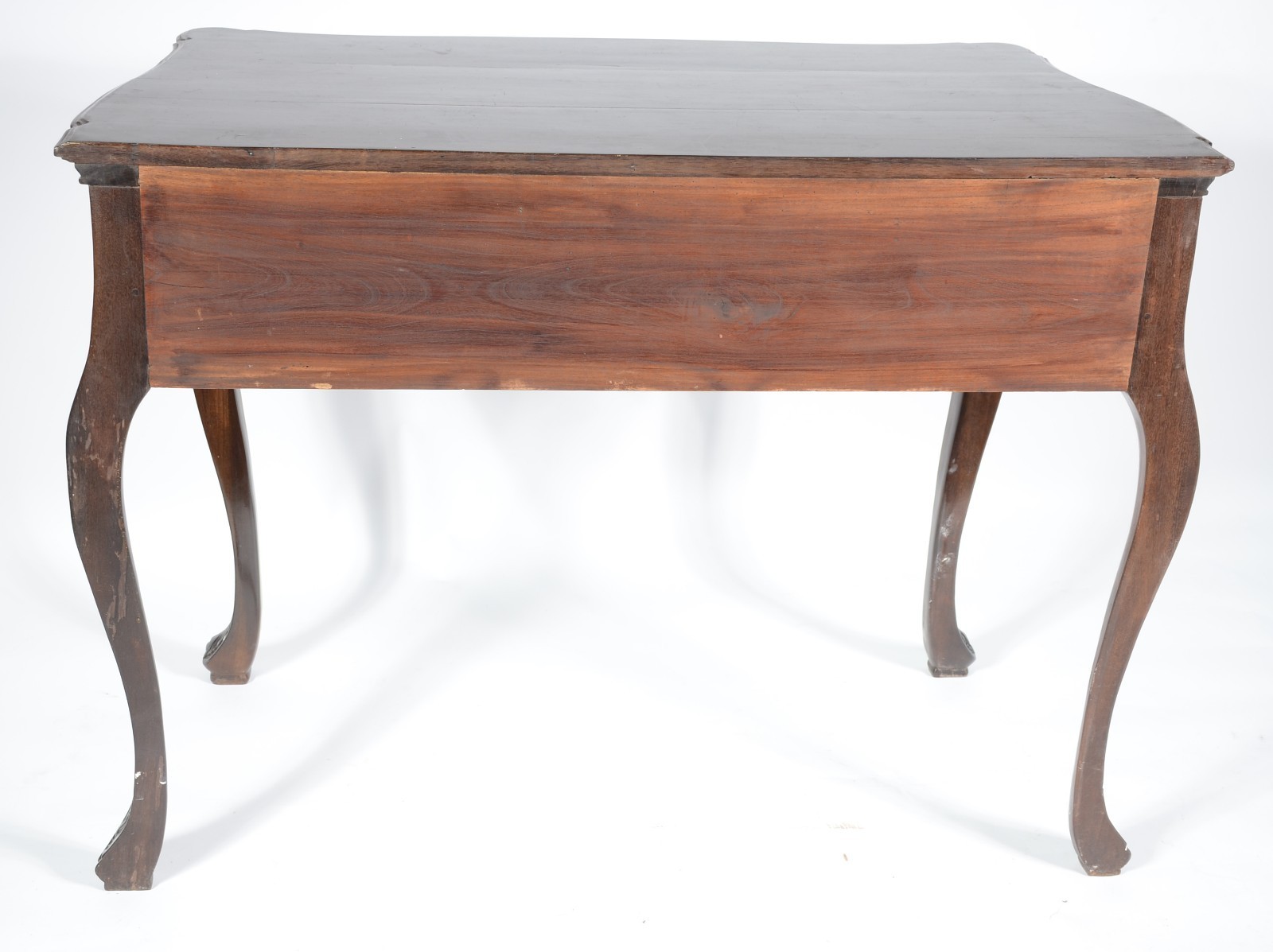 Mesa de encostar de madeira nobre com 2 gavetas, saia recortada... - foto 4 de 11