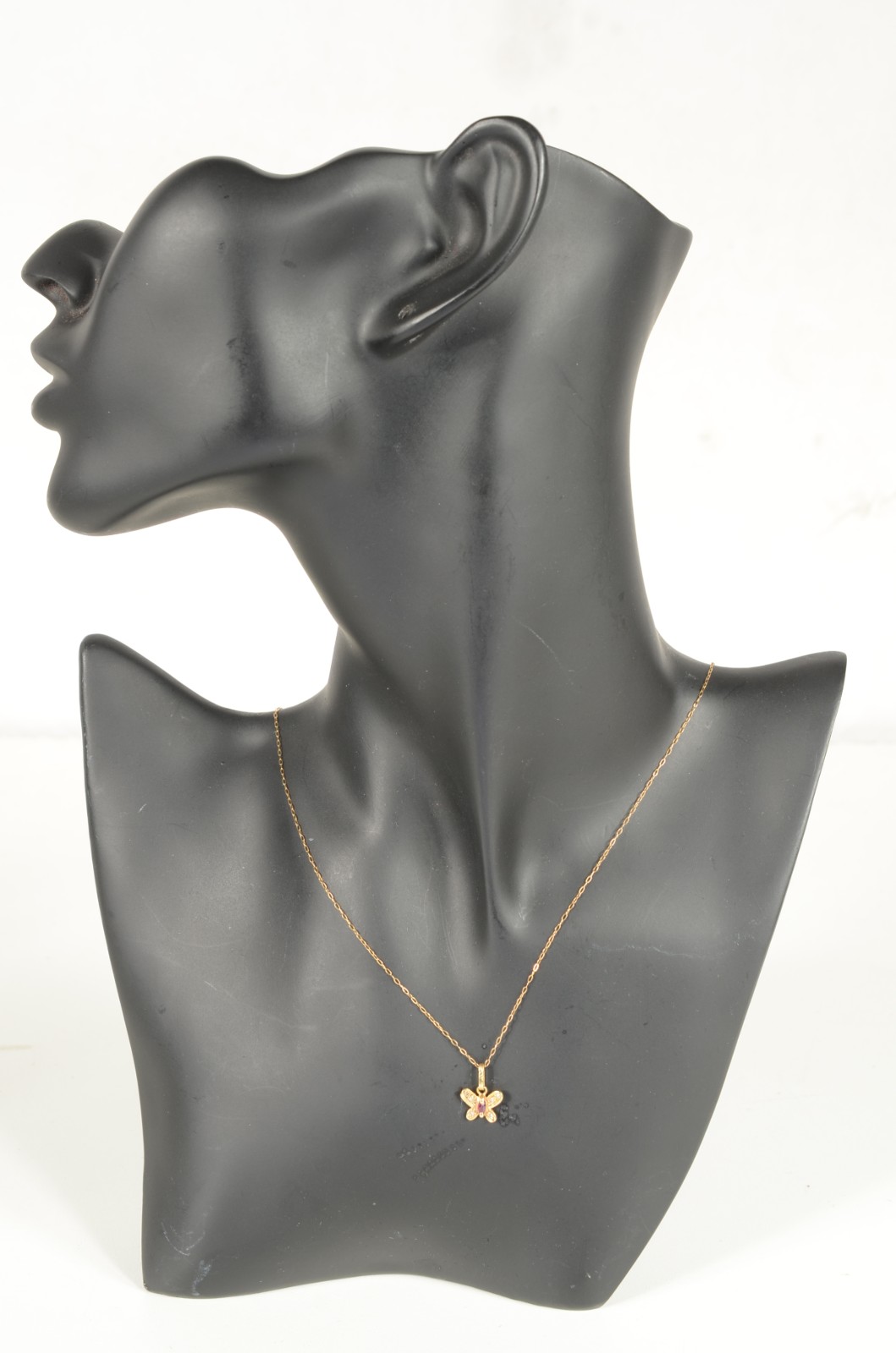 Colar com pendente na forma de borboleta de ouro 18 k., contraste 750... - foto 7 de 8