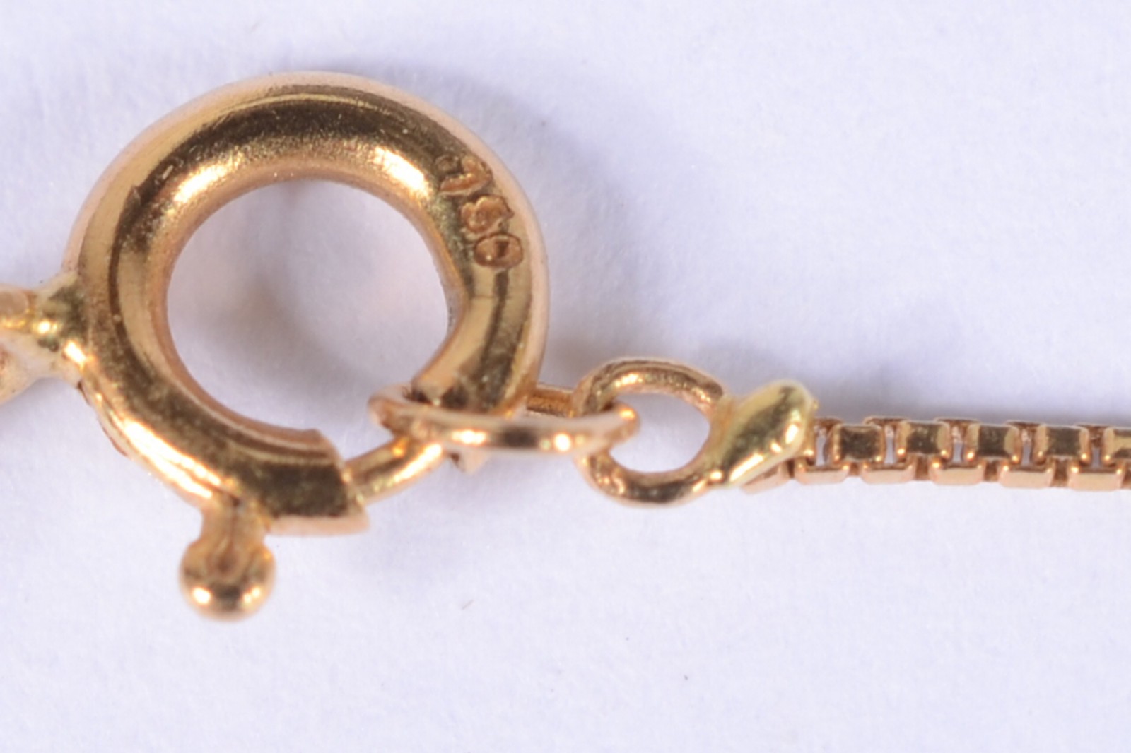 Colar feitio veneziano com pendente na forma de coração de ouro 18... - foto 3 de 5