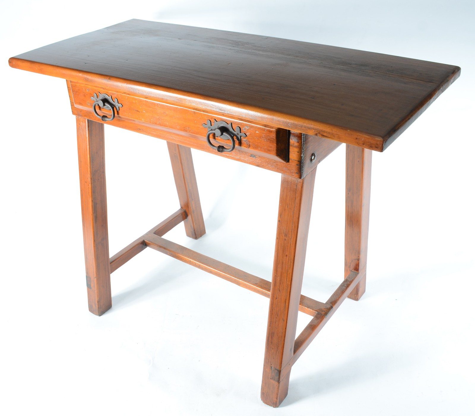 Mesa de madeira nobre com uma gaveta. Estilo colonial brasileiro. - foto 1 de 6