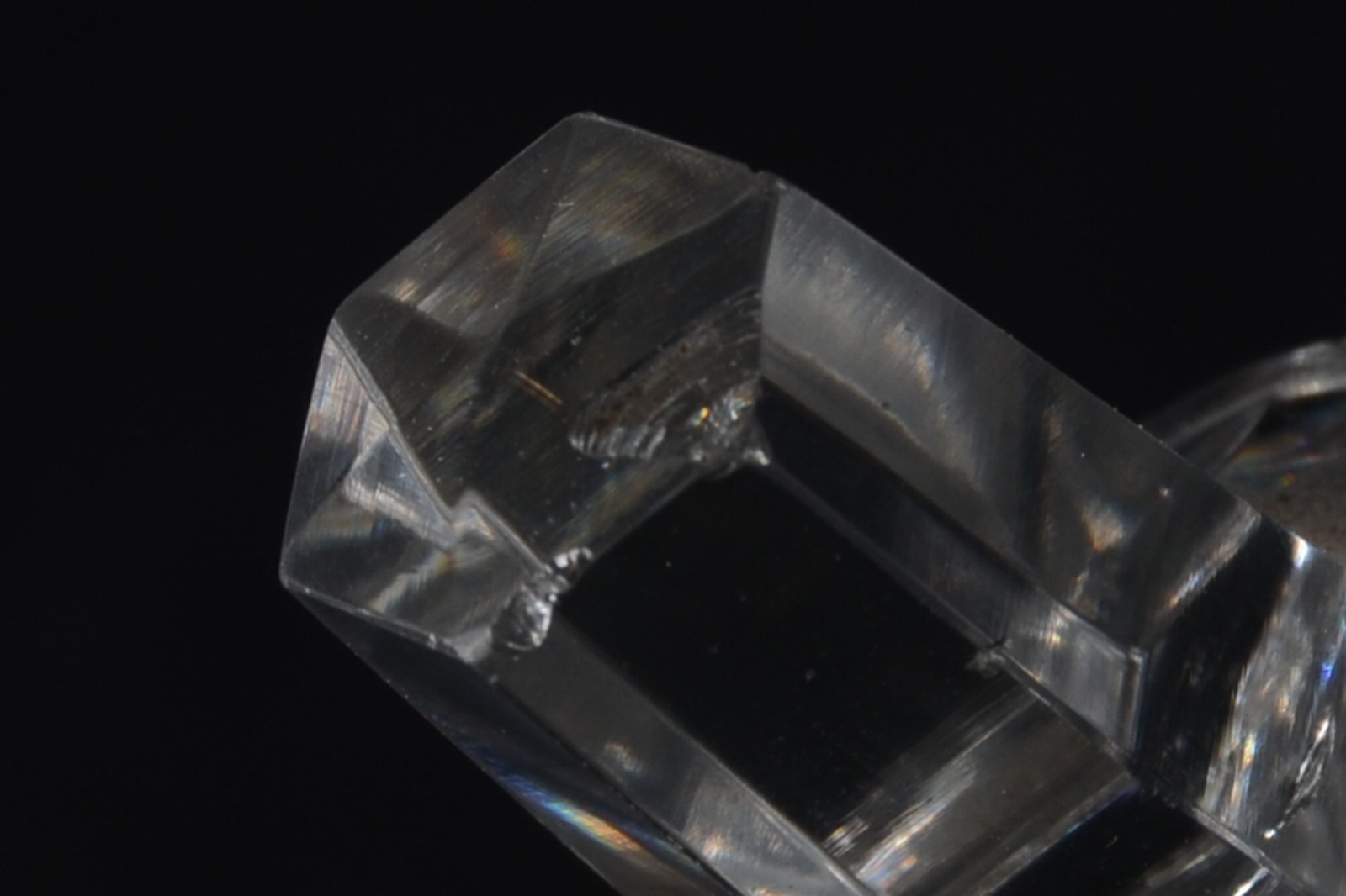 Queijeira com presentoir de cristal lapidado (pequeno bicado no... - foto 4 de 5