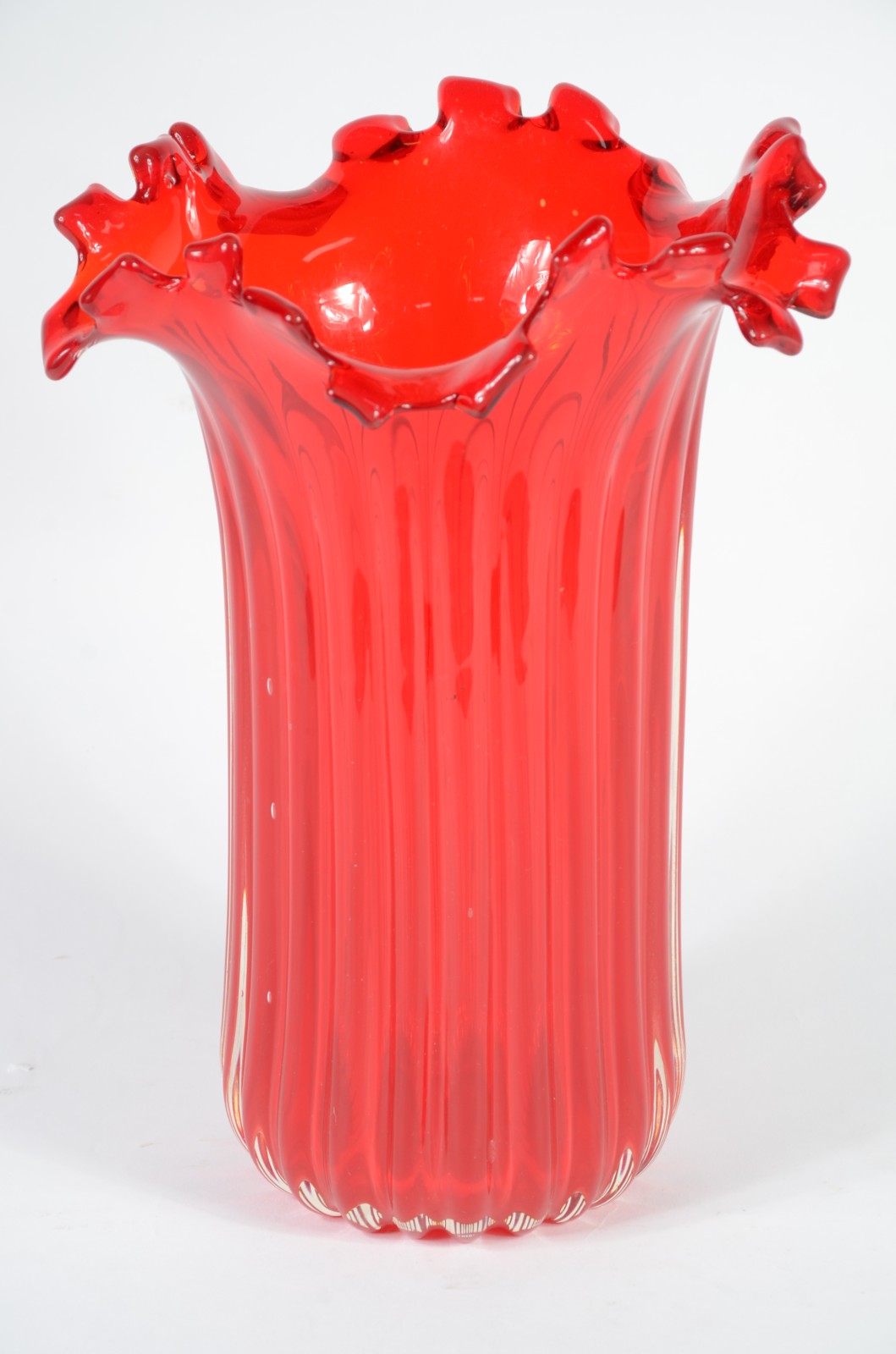 Vaso decorativo de vidro estilo murano na cor vermelha, feitio... - foto 2 de 4