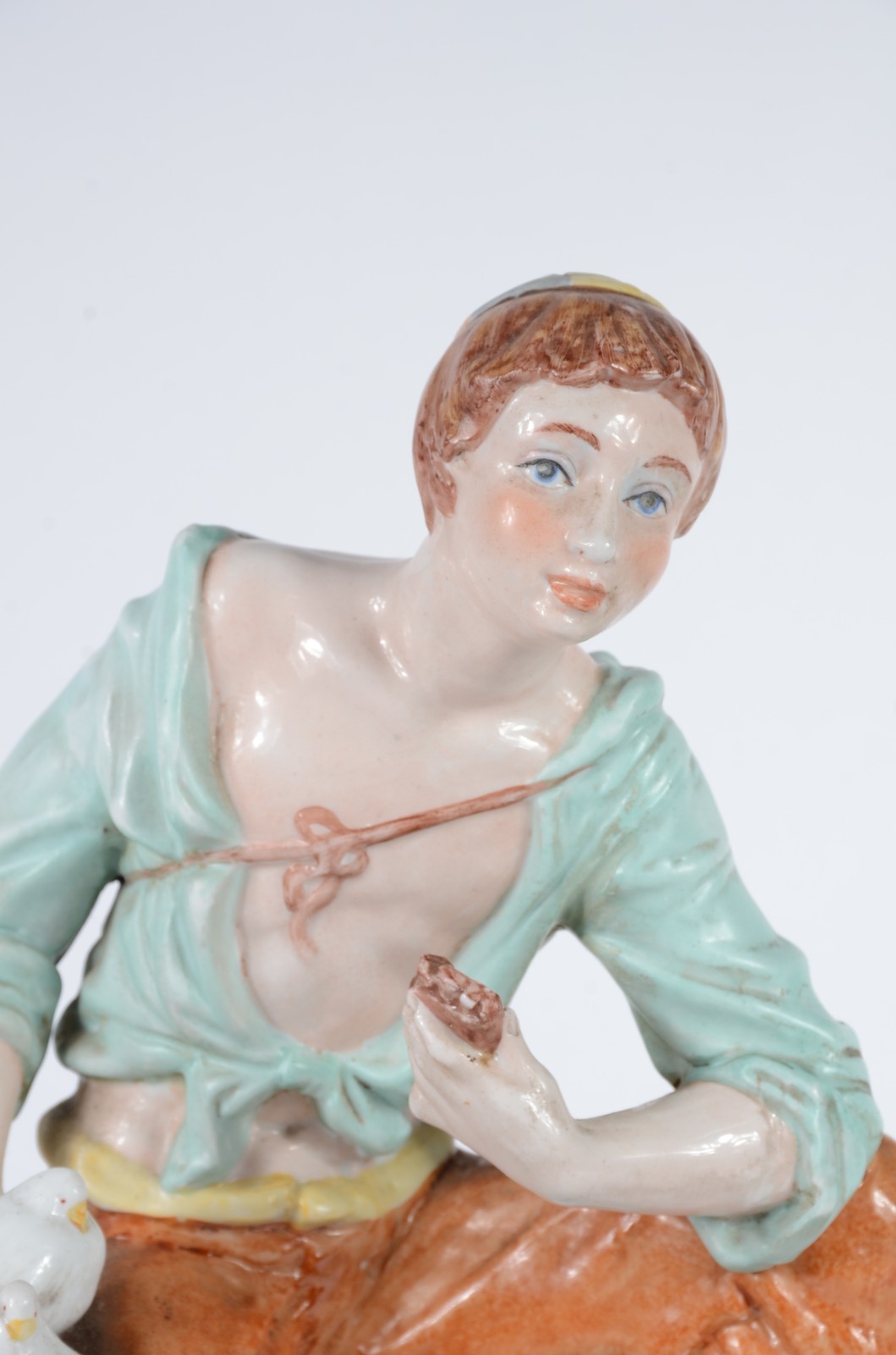 Escultura de porcelana espanhola policromada representando campones... - foto 2 de 9