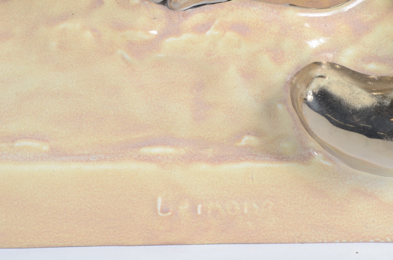 Grupo escultórico Art Deco de faiança europeia policromada... - foto 2 de 9