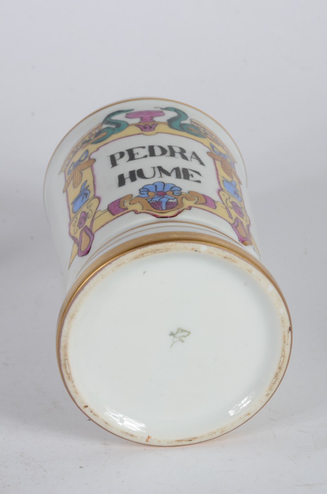 Três potiches de porcelana, sendo o menor português e o maior escrito... - foto 4 de 11