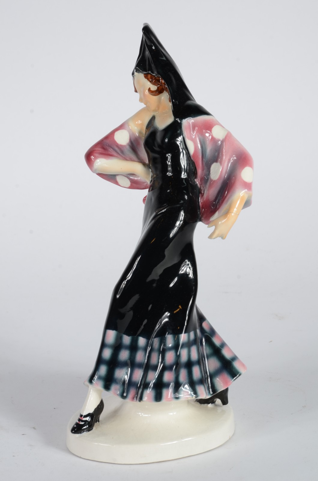 Estatueta de porcelana policromada representando dançarina. Pulso... - foto 3 de 6