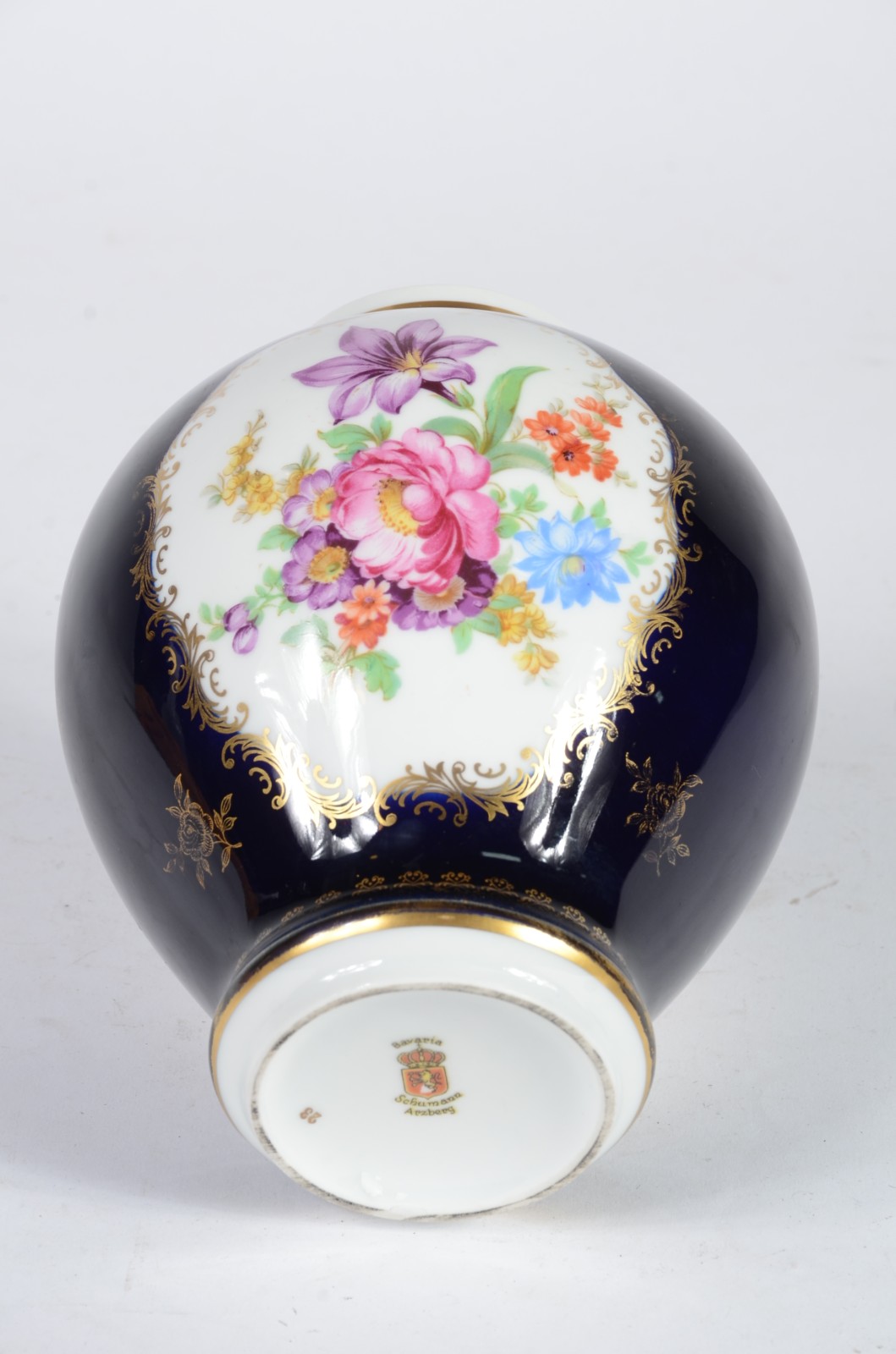 Potiche de porcelana alemã da Bavaria na cor azul cobalto com flores... - foto 4 de 7