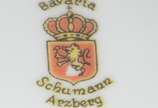 Bavaria (1747),  - Potiche de porcelana alemã da Bavaria na cor azul cobalto com flores em policromia e realces dourados.