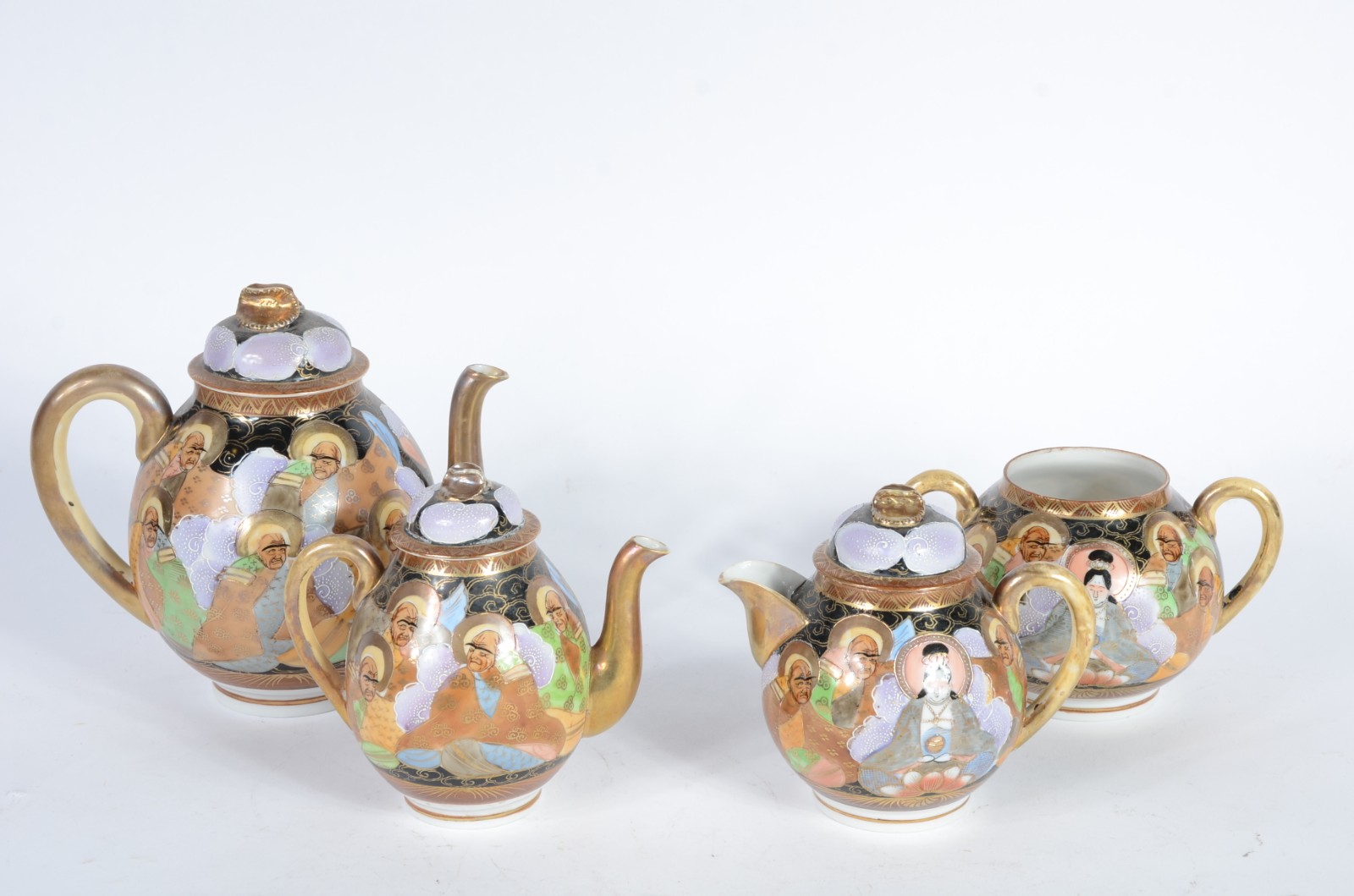 Aparelho de chá e café de porcelana oriental, decorada com figuras... - foto 2 de 7