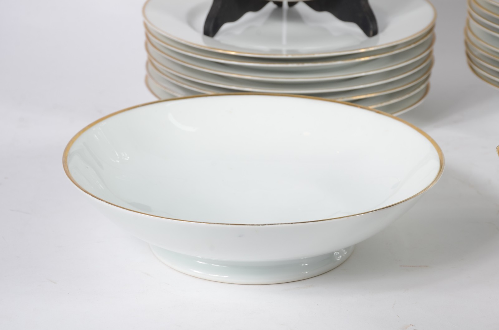 Aparelho de jantar de porcelana da Bavaria na cor branca com friso... - foto 4 de 6