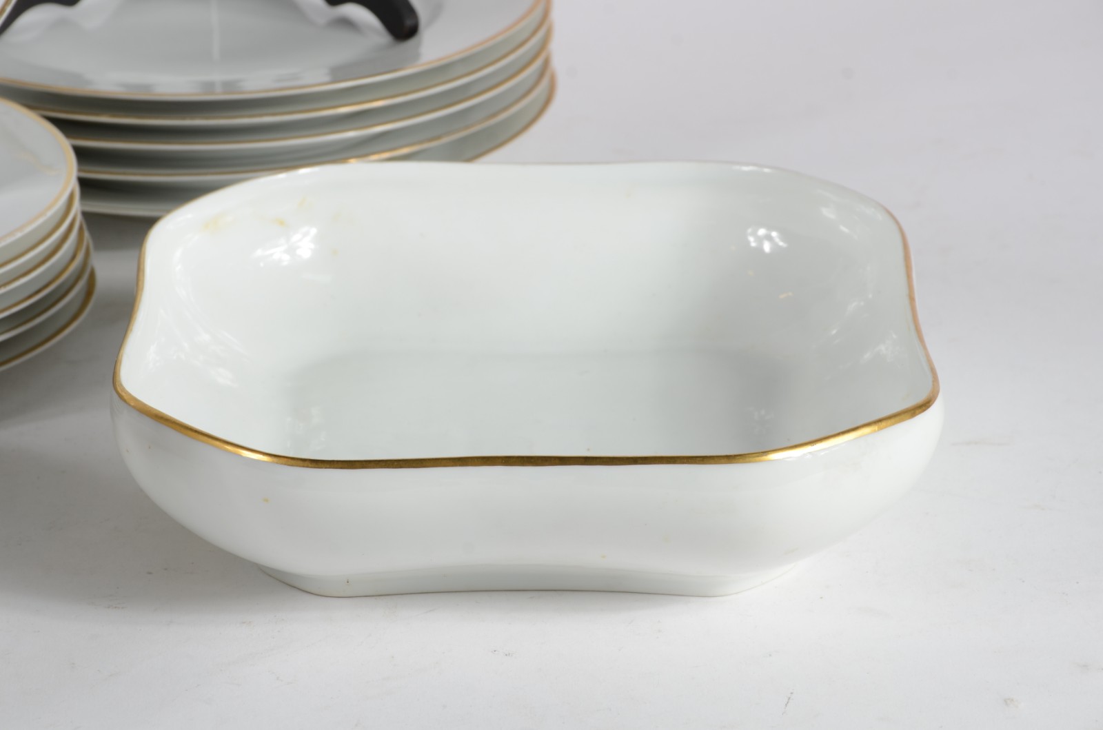 Aparelho de jantar de porcelana da Bavaria na cor branca com friso... - foto 5 de 6